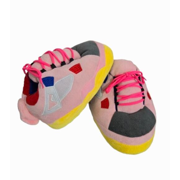 Comfort Slippers Sneaker Design Fluffy Pink Black One-Size Stylish Artsy - Picture 1 of 8
